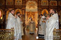 19 апреля 2014 года. Архиепископ Артемий совершил вечерню с чтением 15 паримий и Божественную литургию в кафедральном соборе Гродно 19 апреля 2014 года. Архиепископ Артемий совершил вечерню с чтением 15 паримий и Божественную литургию в кафедральном соборе Гродно