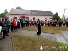 8 мая 2014 года. Священник принял участие в торжественных мероприятиях, посвященных 69-й годовщине Победы в деревне Подороск 8 мая 2014 года. Священник принял участие в торжественных мероприятиях, посвященных 69-й годовщине Победы в деревне Подороск