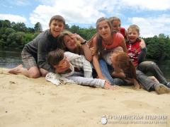 2-20 июня 2014 года. Летние каникулы в православном детском клубе «Нарния» 2-20 июня 2014 года. Летние каникулы в православном детском клубе «Нарния»