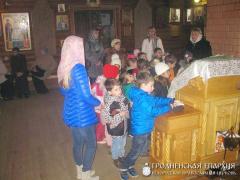 29 октября 2014 года. Юные гости в храме Усекновения Главы Иоанна Предтечи 29 октября 2014 года. Юные гости в храме Усекновения Главы Иоанна Предтечи