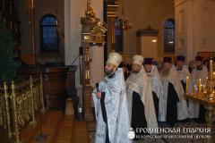 7 января 2015 года. В день Рождества Христова архиепископ Артемий совершил Божественную литургию и вечерню в кафедральном соборе Гродно 7 января 2015 года. В день Рождества Христова архиепископ Артемий совершил Божественную литургию и вечерню в кафедральном соборе Гродно