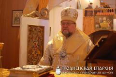 9 января 2015 года. Архиепископ Артемий совершил литургию в храме деревни Рожанка 9 января 2015 года. Архиепископ Артемий совершил литургию в храме деревни Рожанка