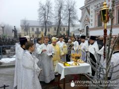 19 января 2015 года. В день Крещения Господня архиепископ Артемий совершил литургию в кафедральном соборе Гродно 19 января 2015 года. В день Крещения Господня архиепископ Артемий совершил литургию в кафедральном соборе Гродно