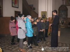 12 февраля 2015 года. Ученики Волковысской гимназии №2 посетили с экскурсией Свято-Петро-Павловский кафедральный собор 12 февраля 2015 года. Ученики Волковысской гимназии №2 посетили с экскурсией Свято-Петро-Павловский кафедральный собор