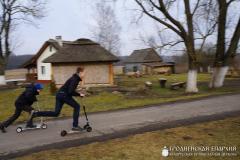 21 февраля 2015 года. Братчики организовали поездку в агроусадьбу для детей из Волковысского детского дома 21 февраля 2015 года. Братчики организовали поездку в агроусадьбу для детей из Волковысского детского дома