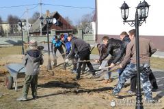 16 марта 2015 года. В Зельве началась финальная стадия проекта по благоустройству церковной территории 16 марта 2015 года. В Зельве началась финальная стадия проекта по благоустройству церковной территории