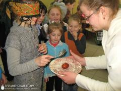 17 красавiка 2015 года. Тэатралізаванае свята “Пасхальны карагод” у вёсцы Дзярэчын 17 красавiка 2015 года. Тэатралізаванае свята “Пасхальны карагод” у вёсцы Дзярэчын