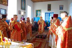 3 октября 2015 года. Архиепископ Артемий совершил литургию в храме святой мученицы Параскевы деревни Сидельники