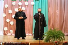 17 октября 2015 года. ​Священник принял участие в школьном мероприятии, посвященном Дню матери