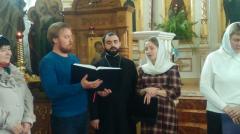 18 октября 2015 года. Учащиеся воскресной школы поздравили прихожан с Днем матери в г.п. Россь