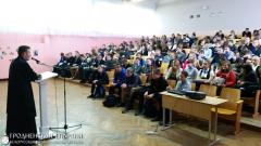 22 октября 2015 года. Клирики храма Собора Всех Белорусских Святых города Гродно посетили среднюю школу №26