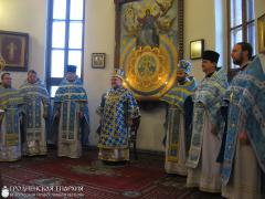 6 ноября 2015 года. Архиепископ Артемий совершил литургию в храме в честь иконы Божией Матери «Всех скорбящих Радость» города Мосты