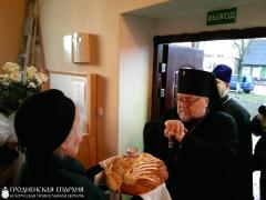 15 ноября 2015 года. Архиепископ Артемий совершил чин освящения храма в городском поселке Радунь