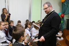 Священник принял участие в мероприятии в гимназии №1 поселка Зельва