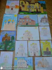 22 ноября 2015 года. Приход храма в честь Собора Всех Белорусских Святых города Гродно провел конкурс детских рисунков «Наш храм»