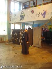 Священник принял участие в утреннике для детей инвалидов