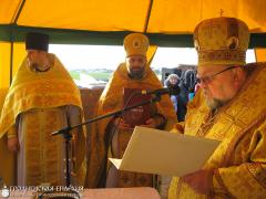 Архиепископ Артемий совершил литургию и закладку капсулы на приходе святых Кирилла и Мефодия города Волковыска