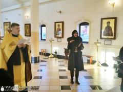 В храме Архиерейского Подворья состоялся молебен для глухих и слабослышащих людей