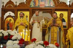 Архиепископ Артемий совершил литургию в домовой церкви святителя Николая