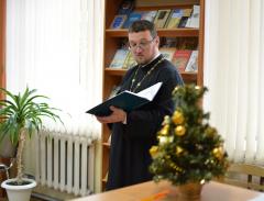 Настоятель собора рассказал о самых интересных новинках приходской библиотеки