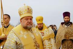 Архиепископ Артемий совершил литургию в храме Виленских мучеников прихода Спиридона Тримифунтского