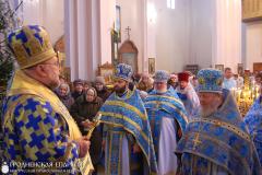 Архиепископ Артемий совершил литургию в кафедральном соборе Волковыска