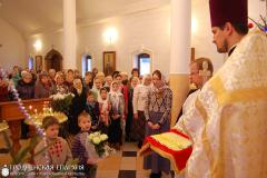 Архиепископ Артемий совершил литургию в домовой церкви Святителя Николая