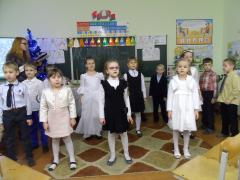 Рождественские утренники в школе и гимназии города Скидель