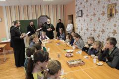 В Скидельском благочинии состоялась первая рождественская интеллектуальная игра