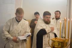 Священник Свято-Покровского собора совершил Чин великого освящения воды в цеху розлива минеральной воды в д.Поречье