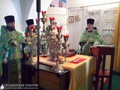 В храме деревни Орля состоялось соборное богослужение духовенства Щучинского благочиния