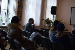 Детский психолог Анна Янчий продолжает собеседования с участниками родительского клуба