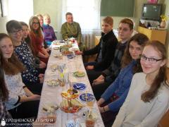 Члены клуба юных журналистов «Твой формат» посетили Свято-Михайловскую церковь Скиделя