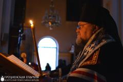 В первый день Великого поста архиепископ Артемий совершил повечерие с чтением канона Андрея Критского в кафедральном соборе Гродно