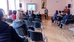 В родительском клубе Покровского собора говорили о защите жизни и семейных ценностей