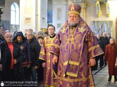 В Неделю Торжества Православия архиепископ Артемий совершил литургию в кафедральном соборе Гродно