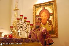 Архиепископ Артемий совершил литургию в храме святителя Луки