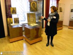Учащиеся воскресной школы посетили выставку икон в Гродненском музее истории религииУчащиеся воскресной школы посетили выставку икон в Гродненском музее истории религии