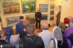 В храме святителя Луки открылась выставка работ художника Владимира Казакова