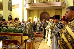 Архиепископ Артемий совершил Литургию Преждеосвященных Даров в храме поселка Красносельский