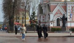 Настоятель Покровского собора освятил рабочие помещения КУП «Телерадиовещательный канал «Гродно Плюс»