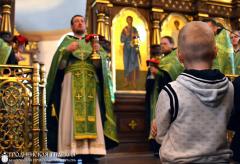 В день Входа Господня в Иерусалим архиепископ Артемий совершил литургию в кафедральном соборе города Гродно