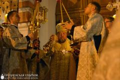 В праздник Воскресения Христова архиепископ Артемий возглавил Пасхальные богослужения в кафедральном соборе Гродно