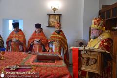 Архиепископ Артемий совершил литургию в нижнем храме прихода Собора Всех Белорусских Святых города Гродно