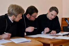 В воскресной школе Покровского собора организовали интеллектуальное соревнование "Благовест"