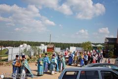 Архиепископ Артемий совершил литургию в храме Жировичской иконы Божией Матери прихода прмч. Афанасия Брестского