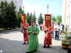 В храм святителя Луки переданы две новых иконы