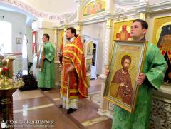 В храм святителя Луки переданы две новых иконы