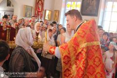 В Свято-Владимирском приходе вручили свидетельства об окончании воскресной школы и катехизических курсов