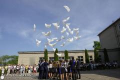 Священник принял участие в итоговой линейке в гимназии Щучина